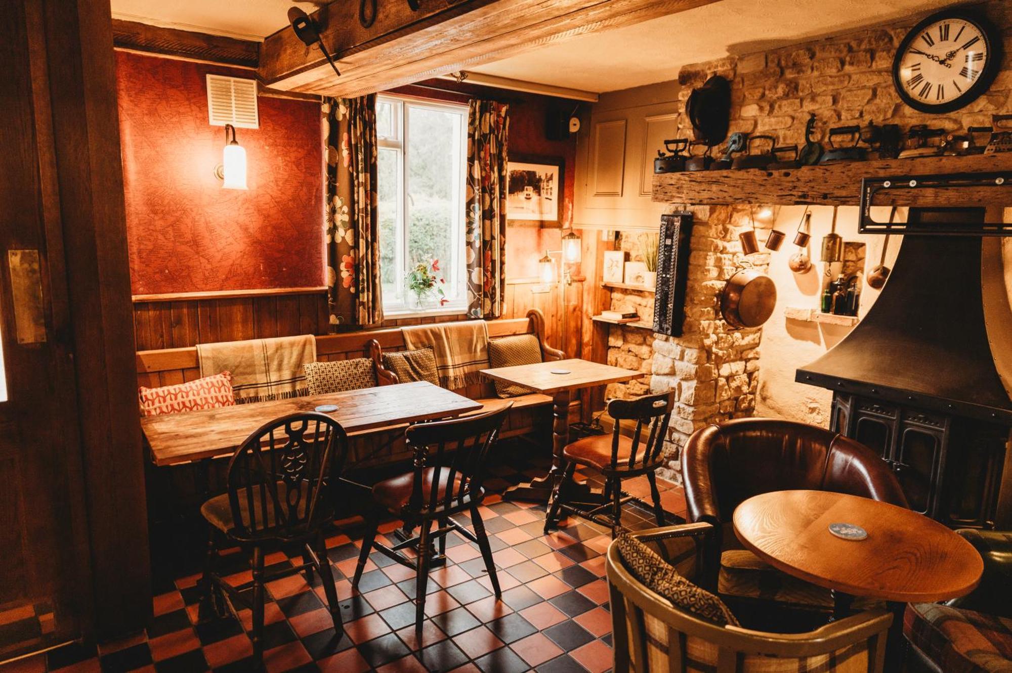 The White Lion Inn Oakham Ngoại thất bức ảnh