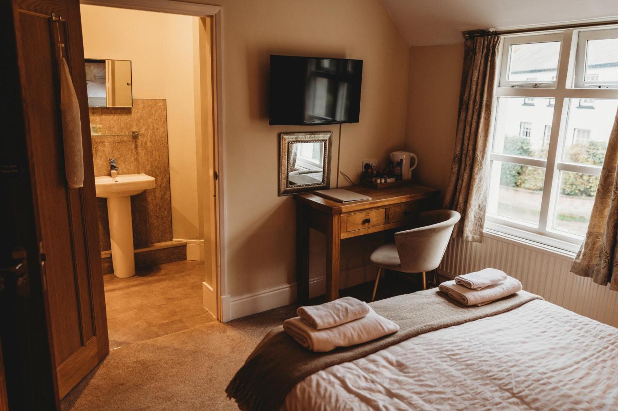 The White Lion Inn Oakham Ngoại thất bức ảnh